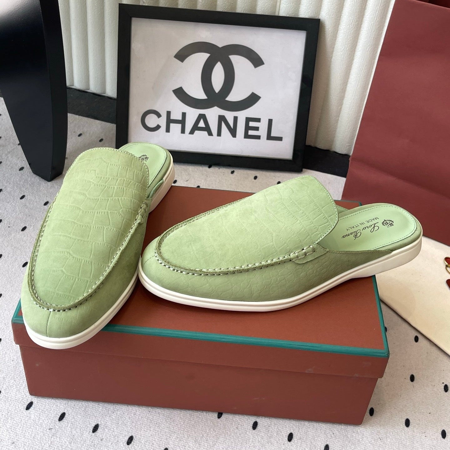 LP 26s Mule Loafers Green Crocodile-Embossed Leather 892432