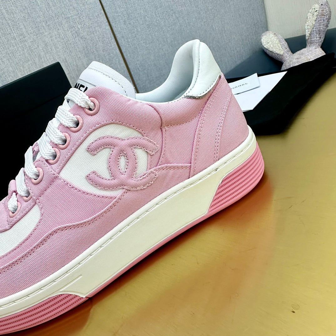 CC 24C Cruise Sneakers Light Pink White Cotton 980937