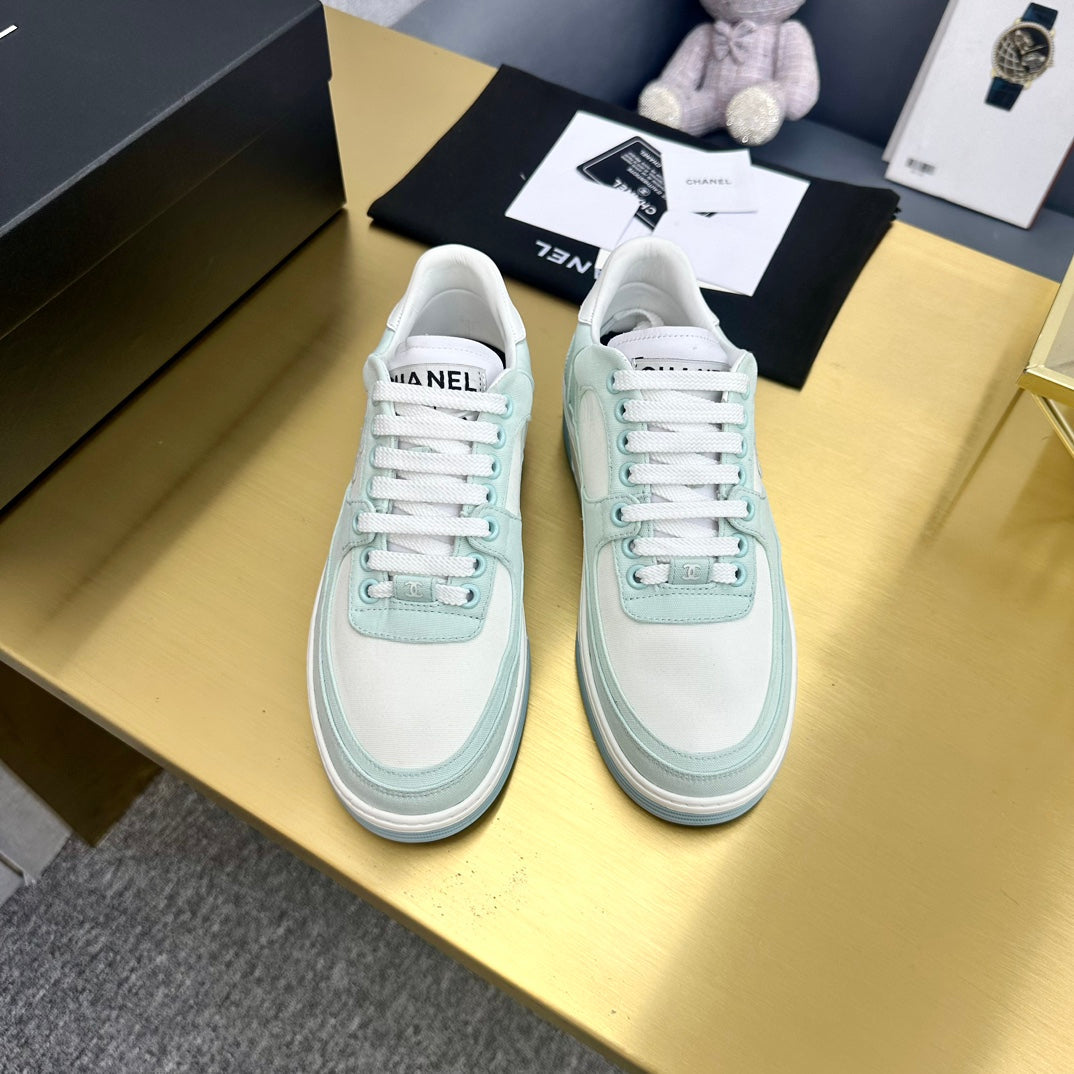 CC 24C Cruise Sneakers Light Turquoise White Cotton 980940