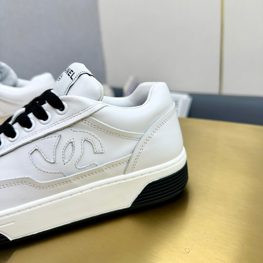CC 2024 Interlocking Logo Sneakers White Black Cowhide 980941