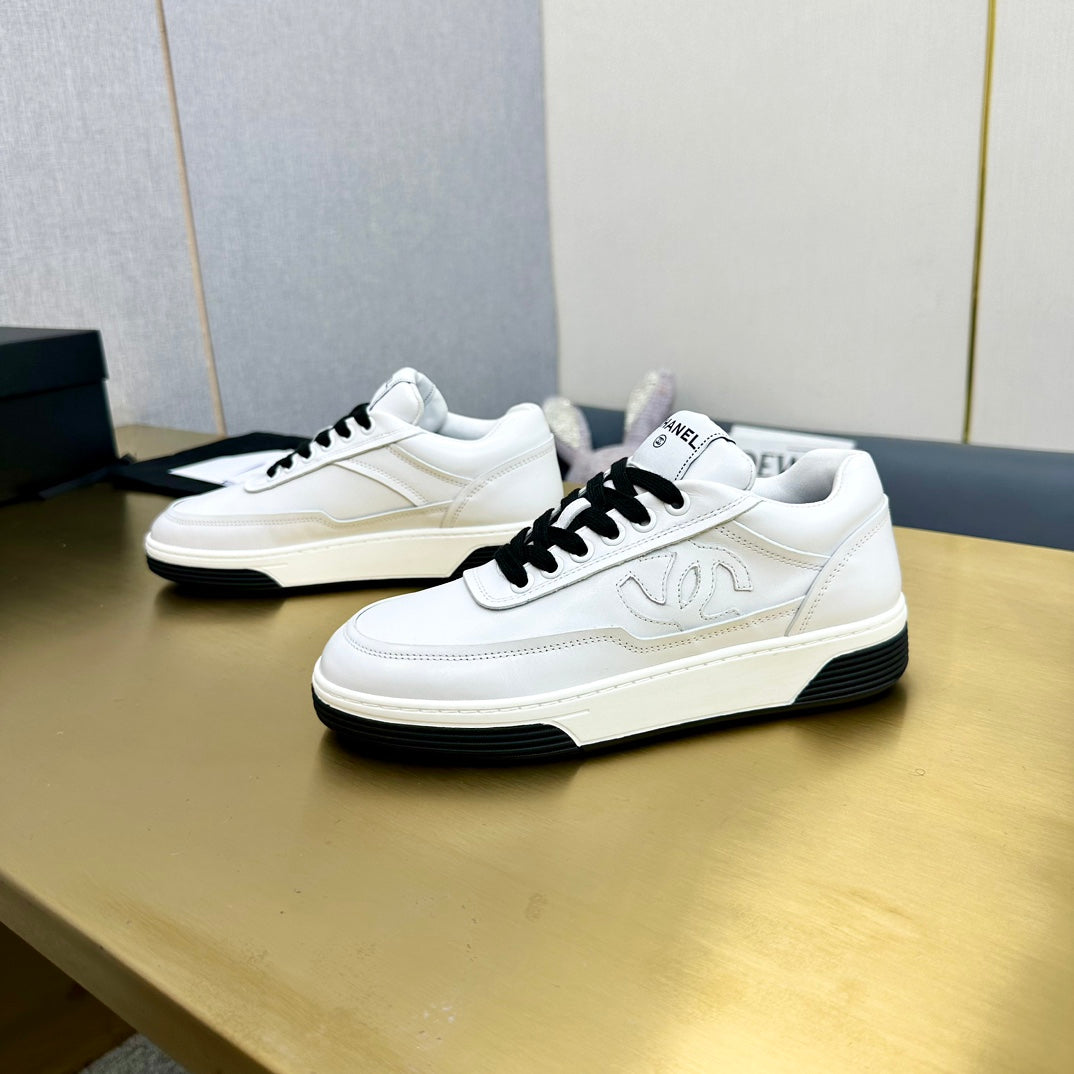 CC 2024 Interlocking Logo Sneakers White Black Cowhide 980941