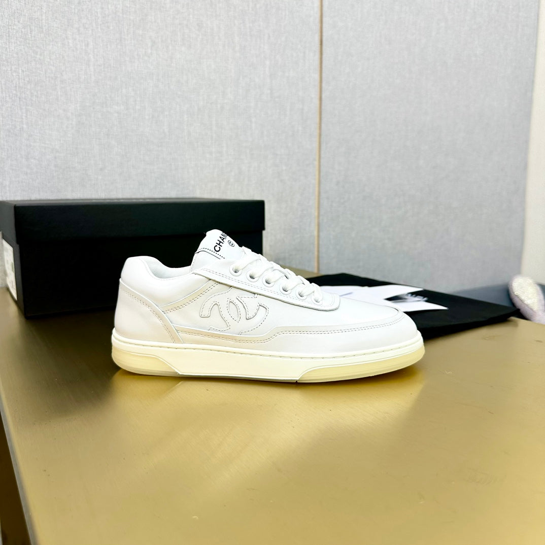 CC 2024 Interlocking Logo Sneakers White Cowhide 980942