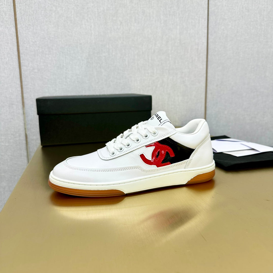CC 2024 Interlocking Logo Sneakers White Red Cowhide 980924