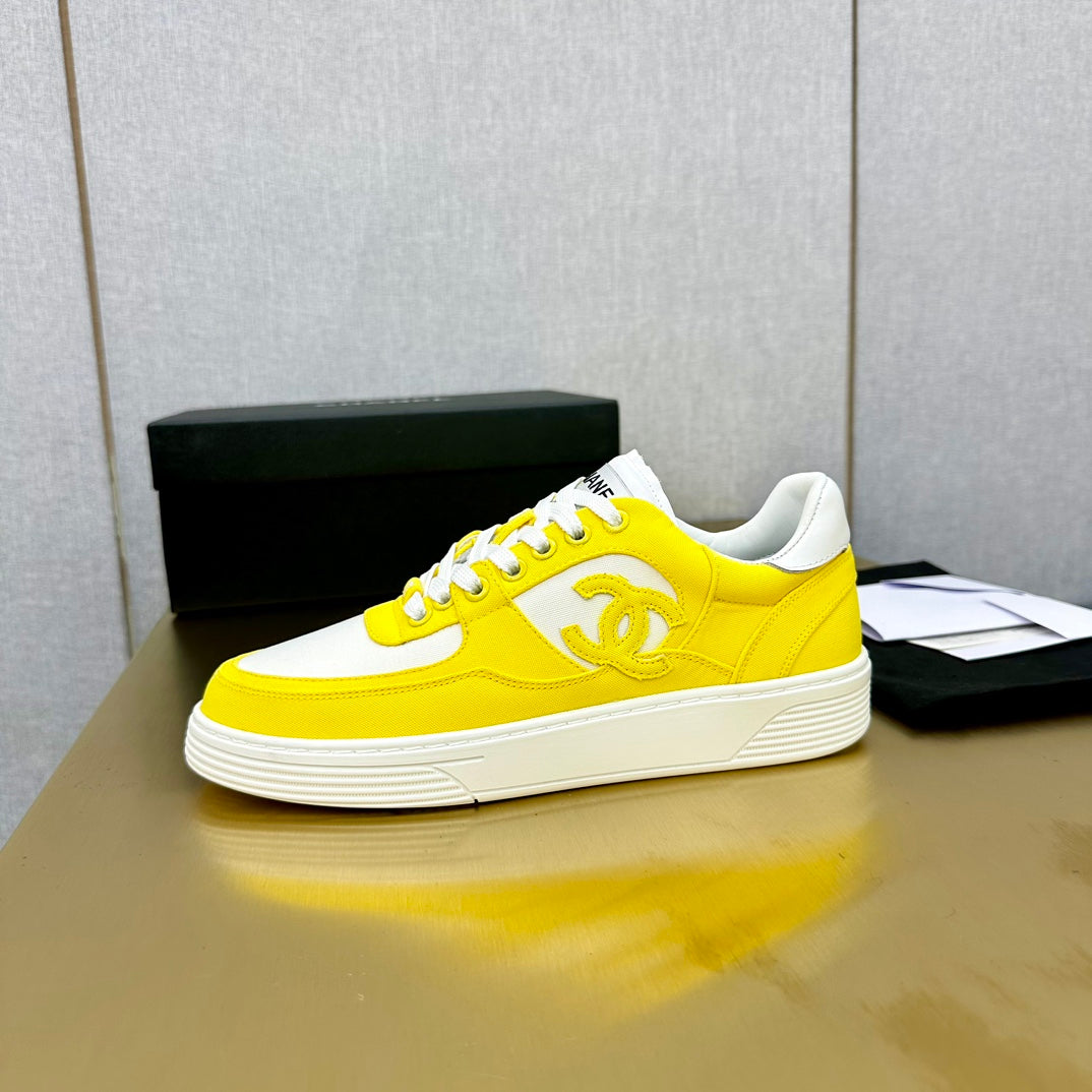 CC 24C Cruise Sneakers Bright Yellow Suede 980926