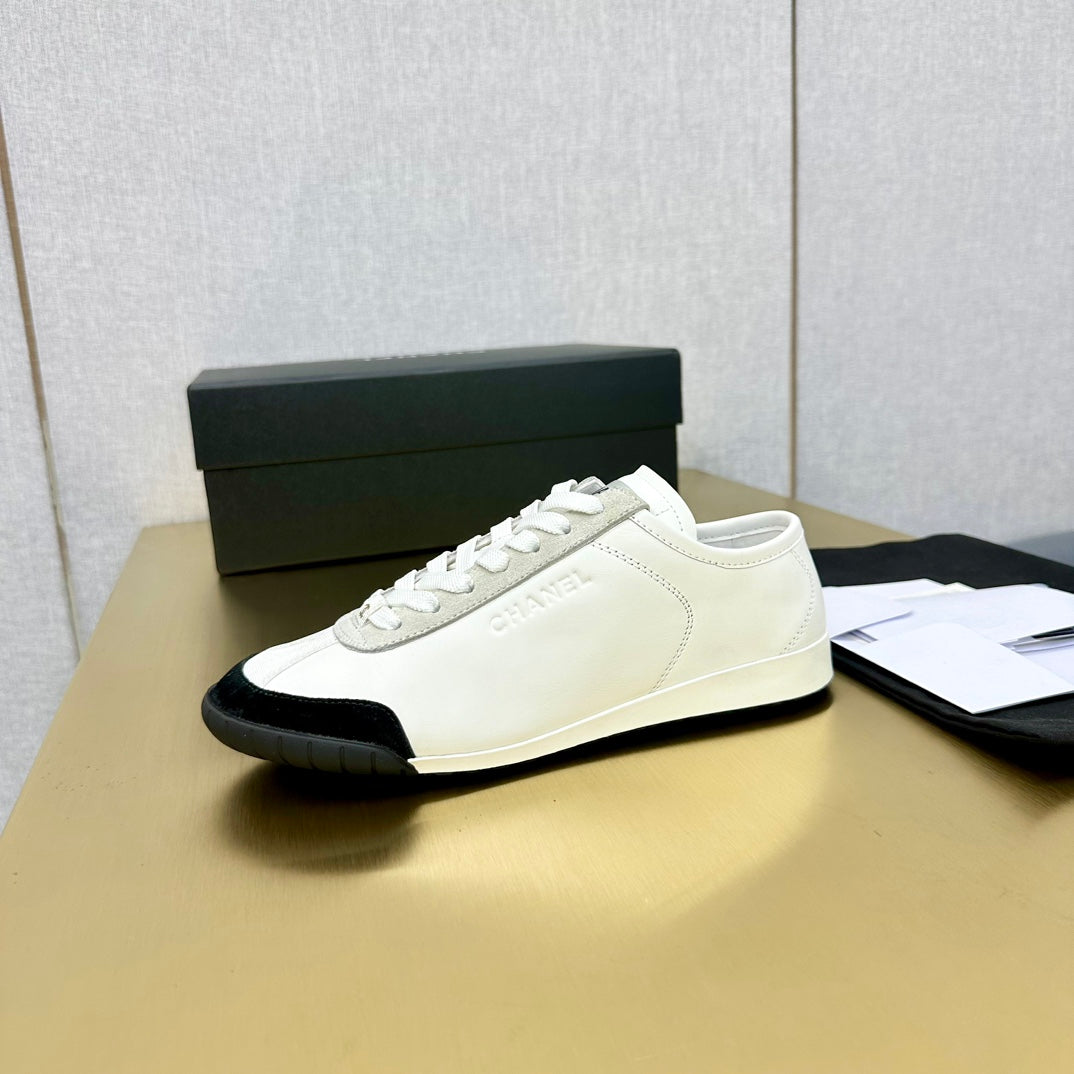 CC 26s Sneakers White Black Calfskin 140271