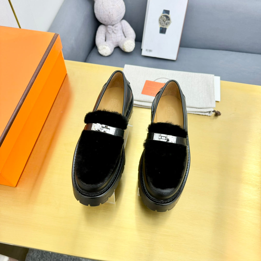 HM Icone Loafer Black Shearling Clalfskin