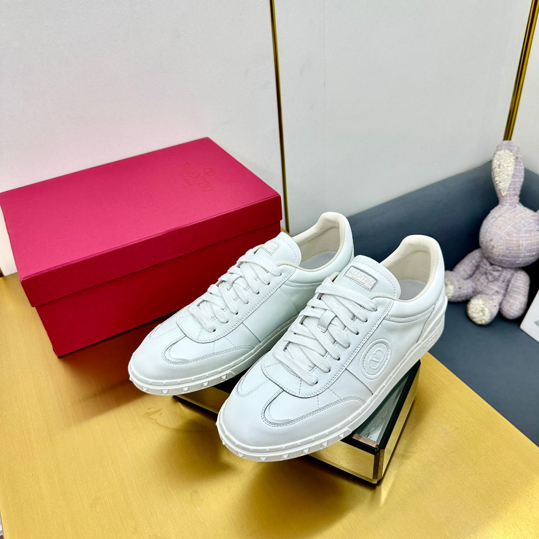 VT 26s Upvillage Sneakers White Leather 927019