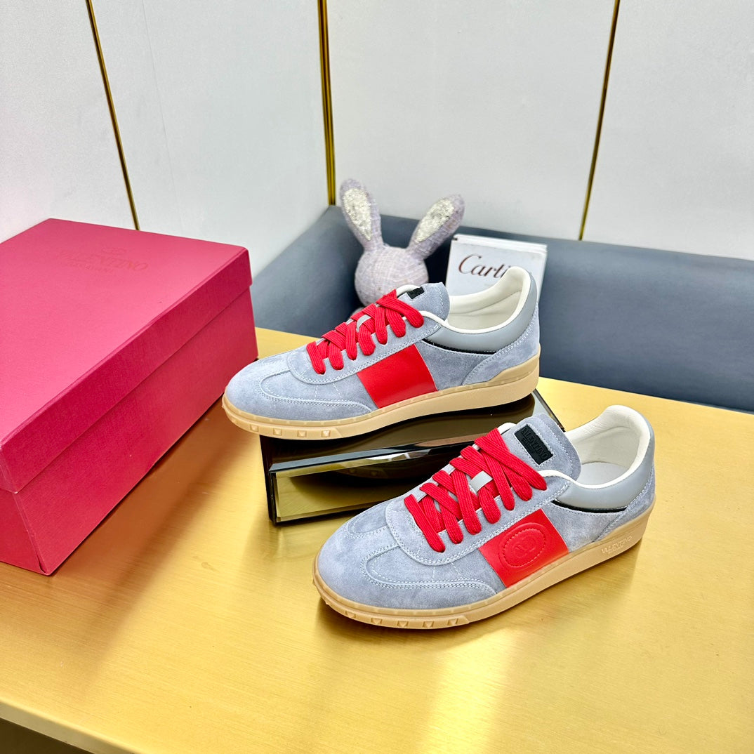 VT 26s Upvillage Sneakers Red Grey Suede Leather 927020