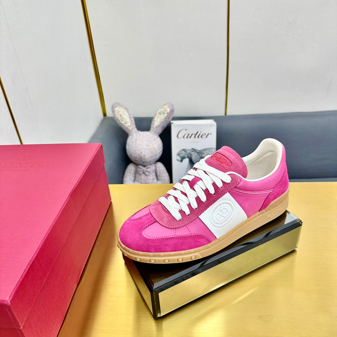 VT 26s Upvillage Sneakers Hot Pink White Suede Leather 927024