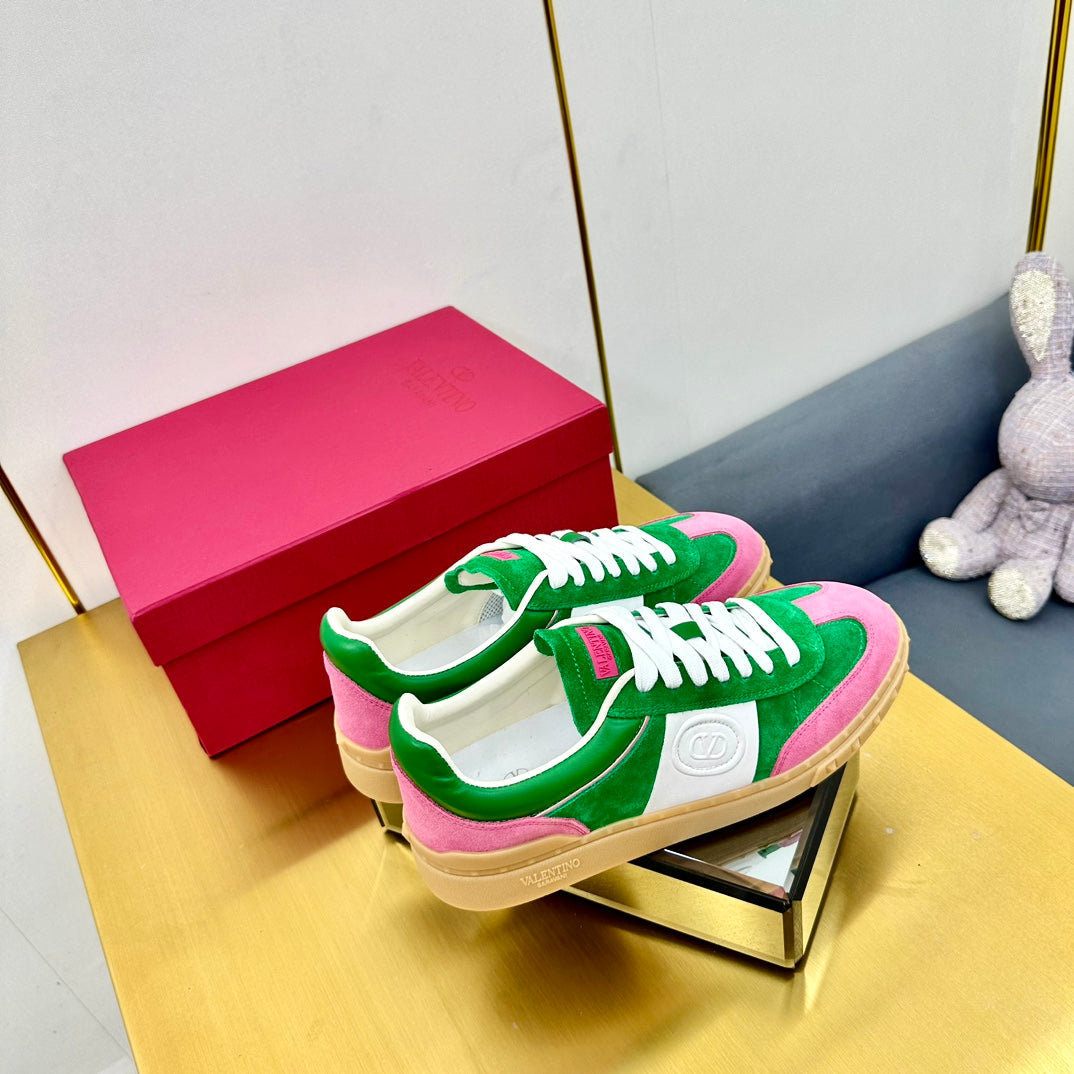 VT 26s Upvillage Sneakers White Green Pink Suede Leather 927026
