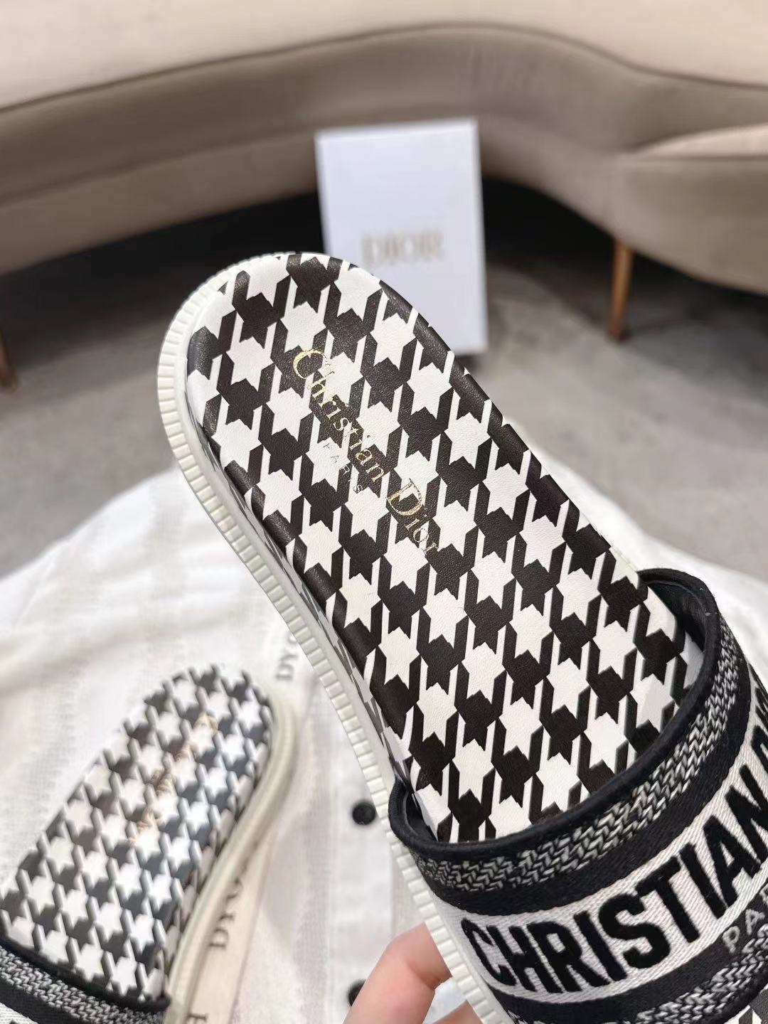 CD 26s Platform Sandals Black White Leather Fabric 944467