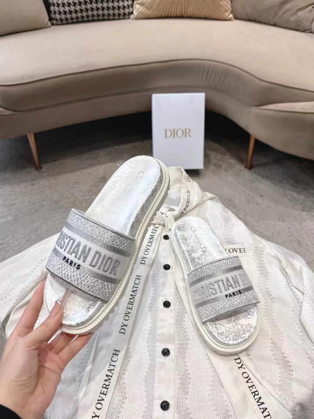 CD 26s Platform Sandals Grey Cream Leather Fabric 944461