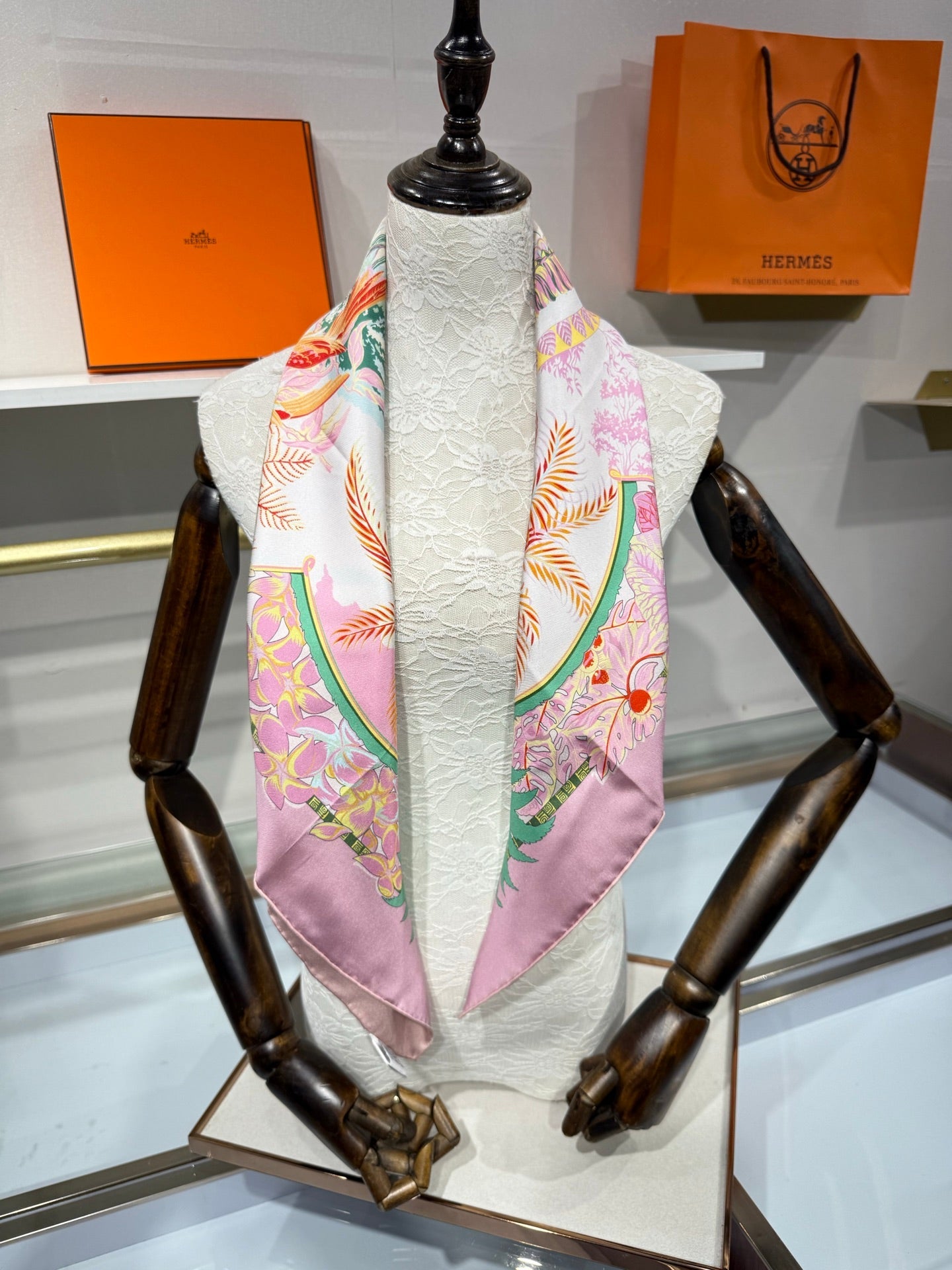 HM Aloha Scarf 90x90 Pink Colorful Twill Silk 209508