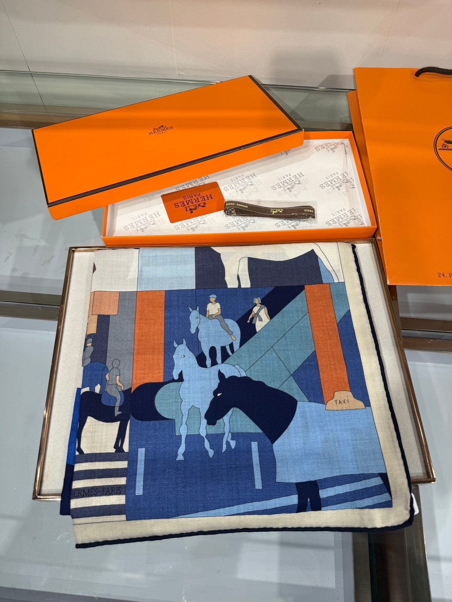 HM 26s 140x140cm Mon Cheval et Moi Scarf Cashmere Silk 214223