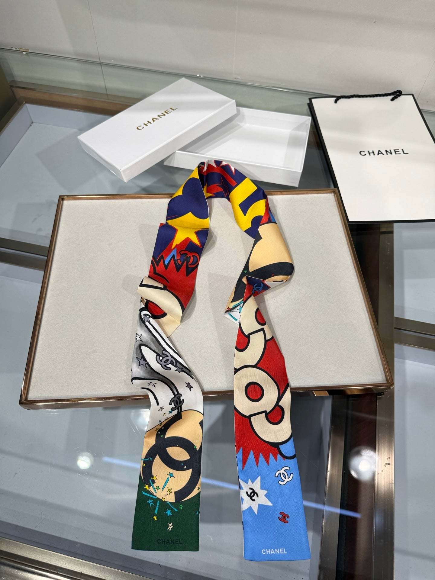 CC 26s Pop Art Comic Book Scarf 6*120cm Silk 215592