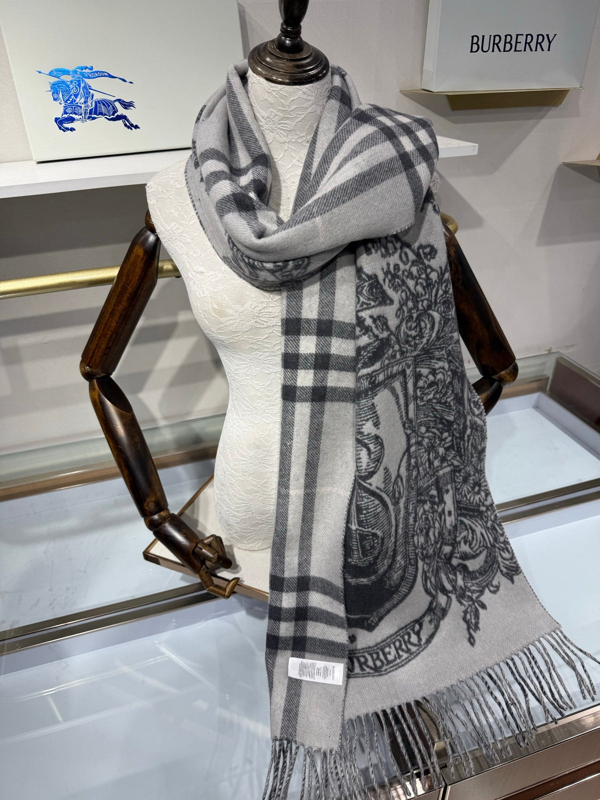 Burberry 26s Knight B Shield Jacquard Scarf 210cm Grey Black Cashmere 219694