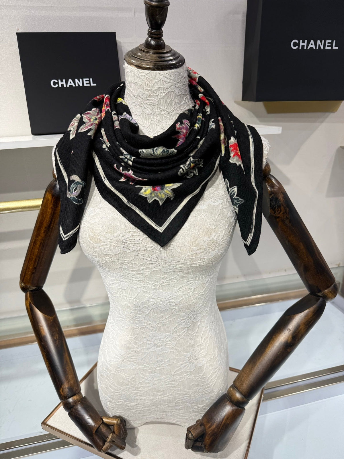 CC 26s Floral Patchwork Square Scarf 90x90cm Black Multicolor Silk 220083