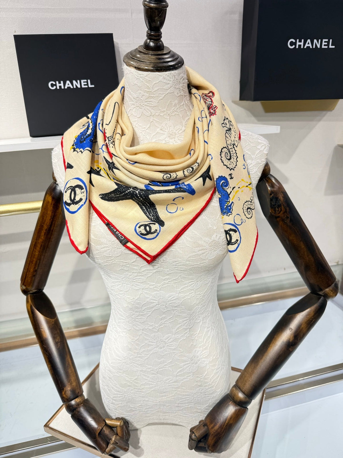 CC 26s Sea Life Marine Square Scarf 90x90cm Ivory Multicolor Silk 220086