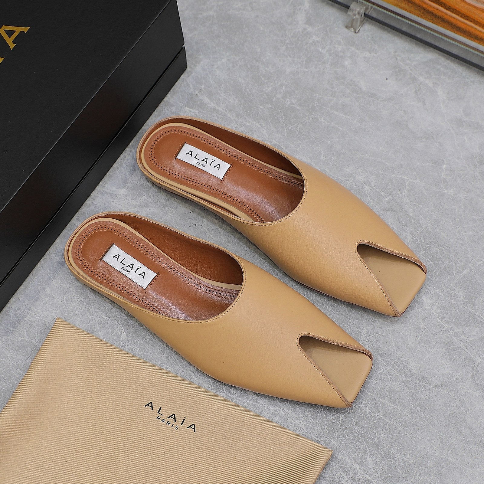 Alaia Flat Mule In Sepia Tan Lambskin