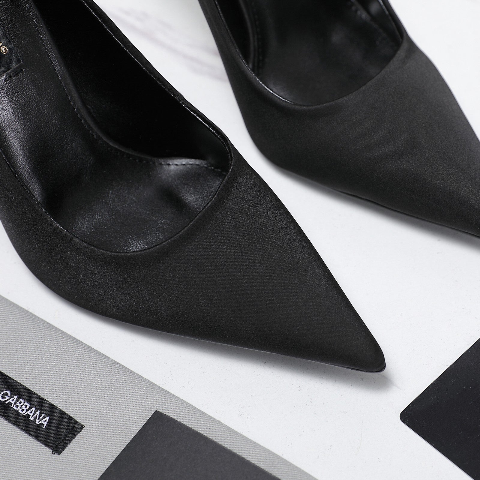 DC Pointed Pumps Black Sheepskin 289694