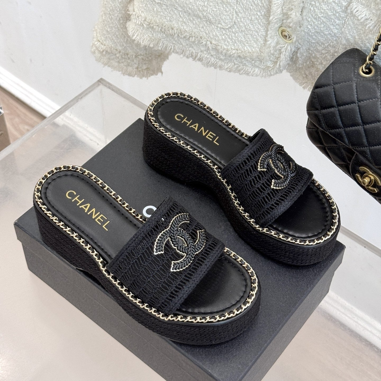 CC Mesh Hollow Chain Double C Thick-Soled Slippers 70mm Black 265651