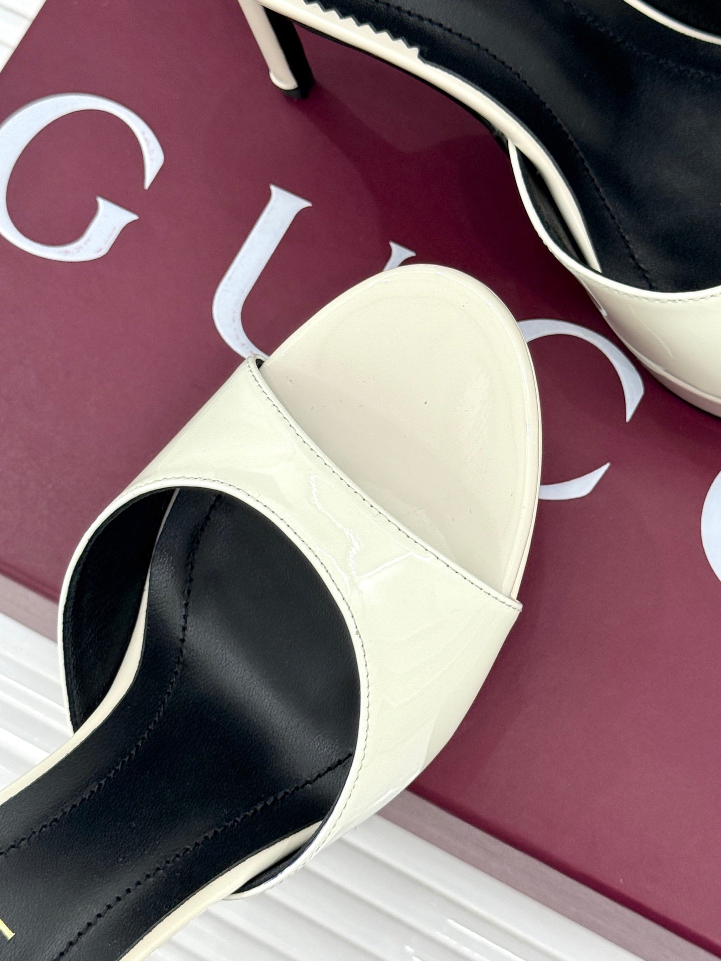 GG 26s Sorbetto Slide Sandal 12cm White Sheepskin 991743