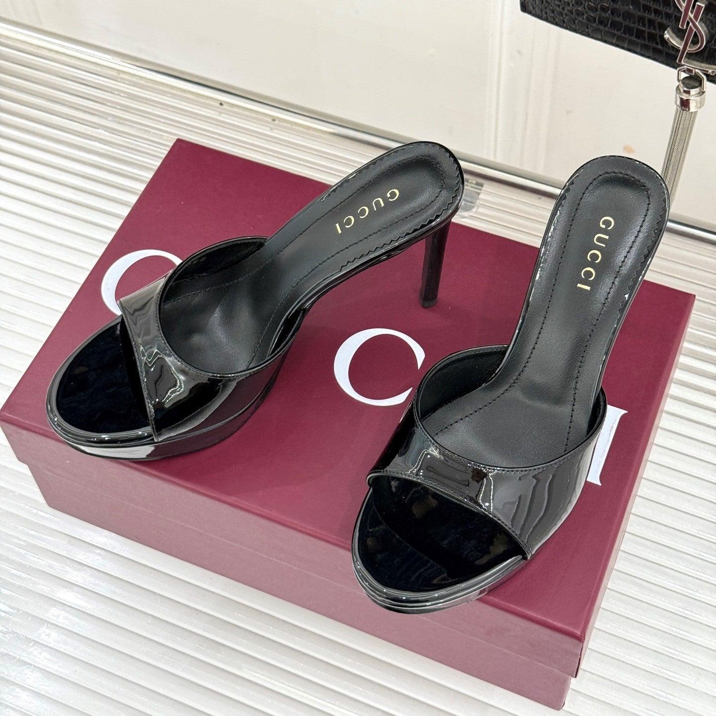 GG 26s Sorbetto Slide Sandal 12cm Black Sheepskin 991744