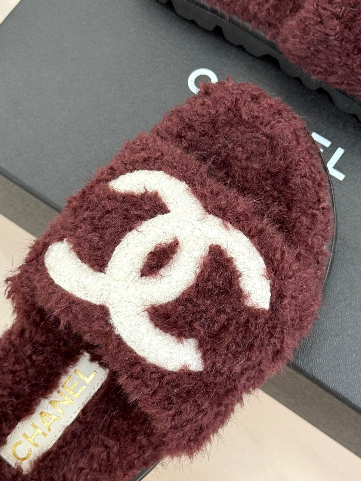 Chanel FW26 Double C Fur Slides Burgundy Fur 188164