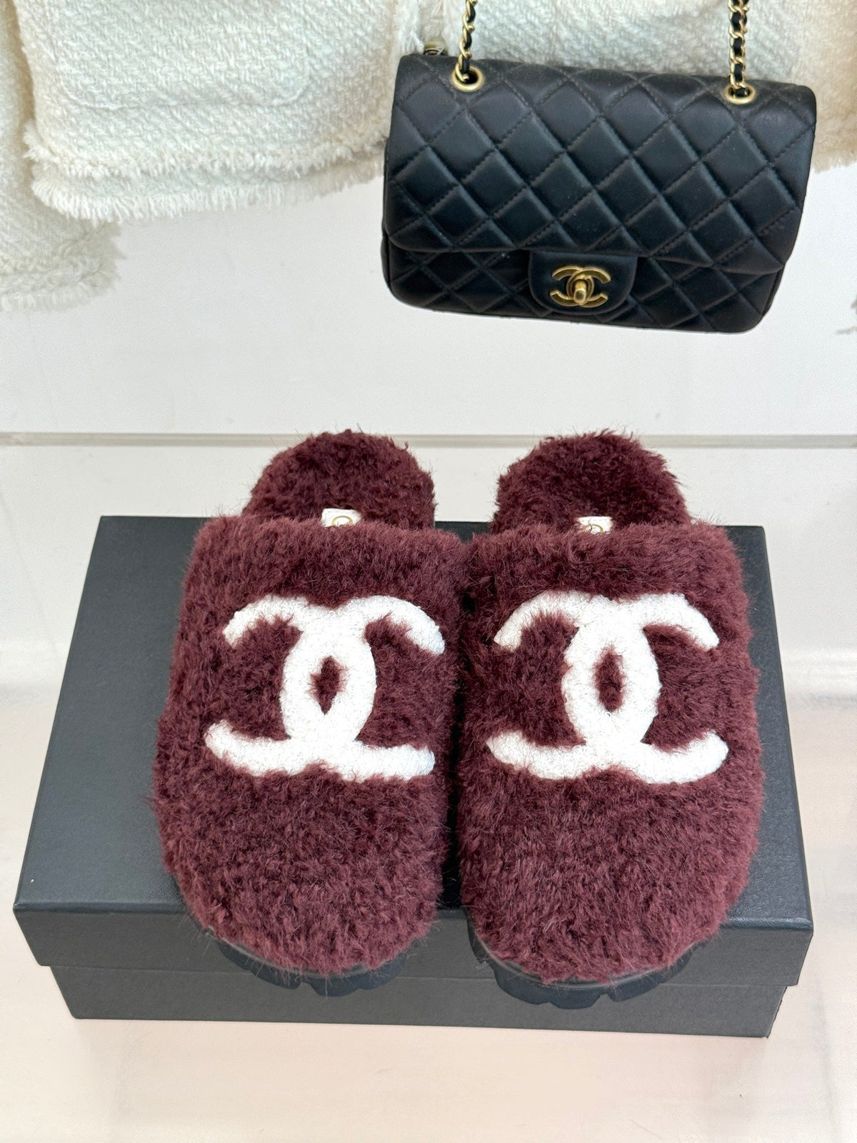 Chanel FW26 Double C Fur Slippers Fur 188180