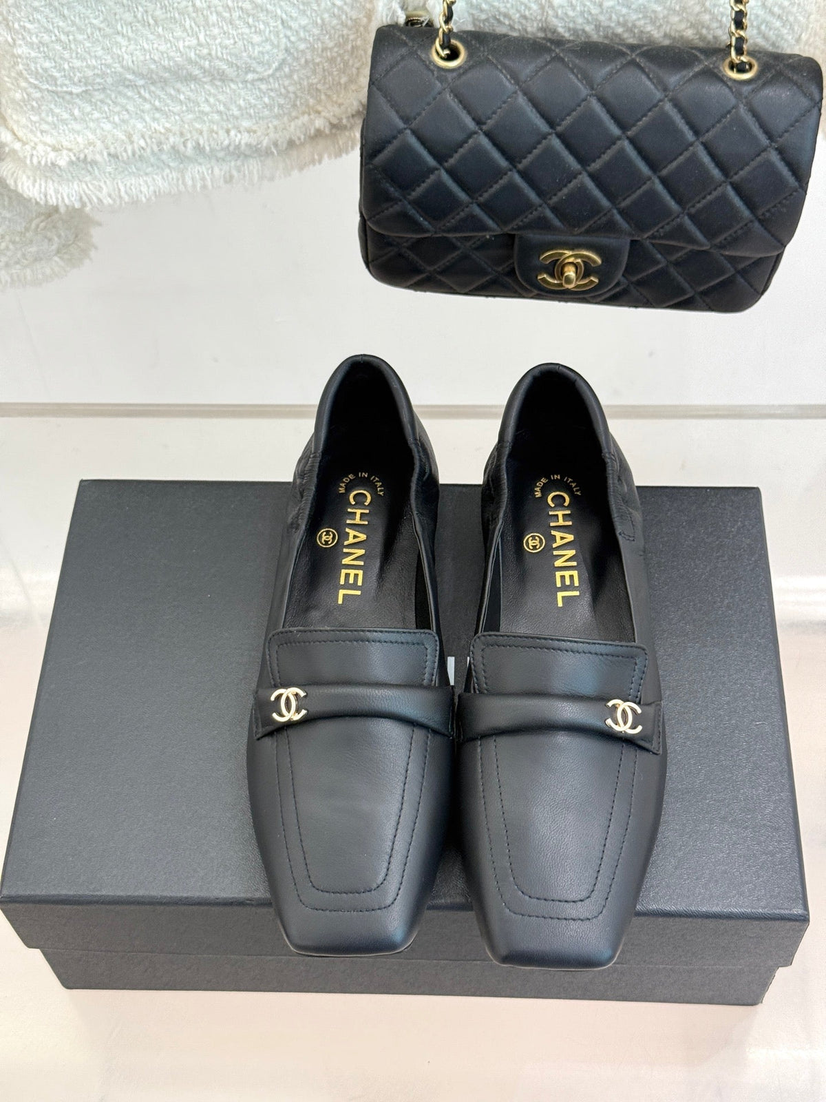 Chanel FW26 Loafers Flat Leather 188223