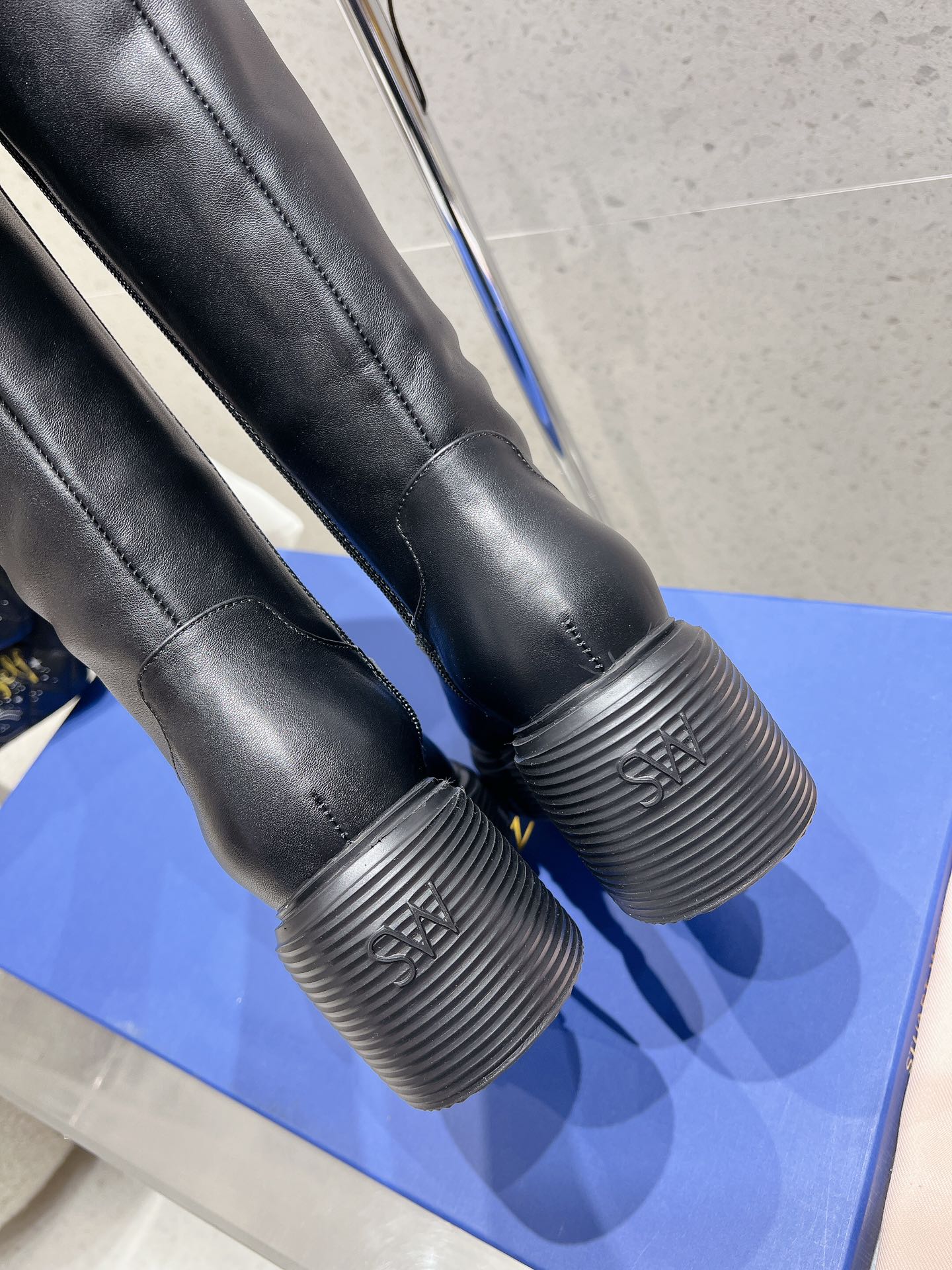 SW 5050 Ultralift Boot Black Lambskin 554351