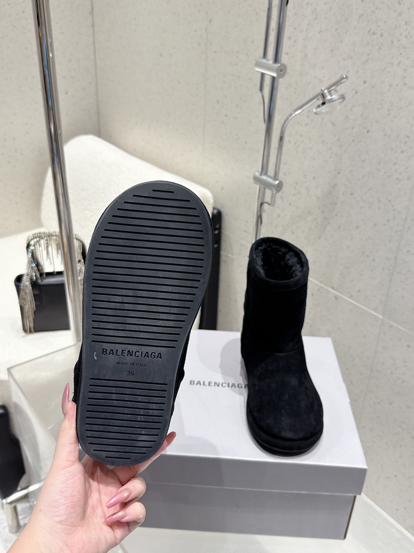 Balenciaga Alaska Soft Booties Black Suede Shearing 554395