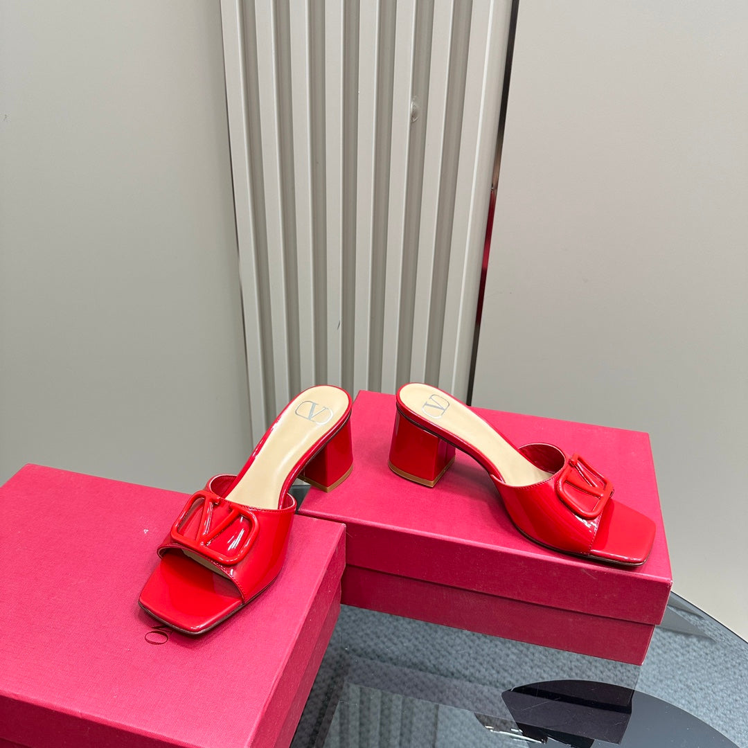 Vogo Signature High Shine Open Toe Sandals In Red Glossy Lambskin 839831