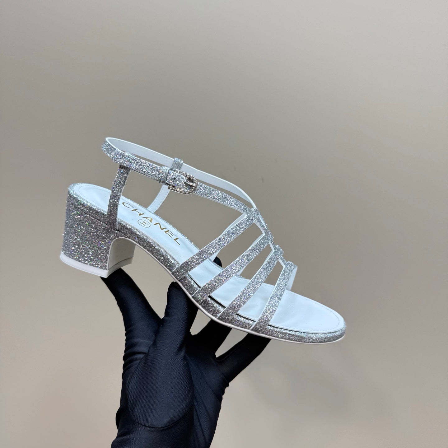 CC 25 Sandal Heels Silver Sheepskin 239420