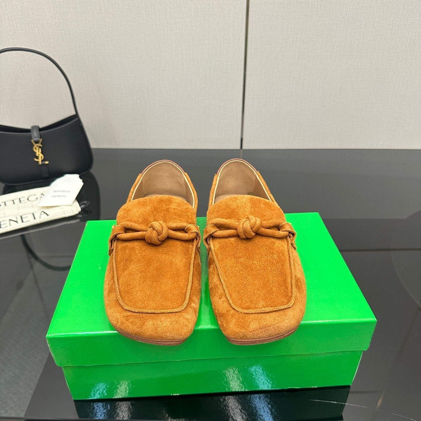 BV Daddy Loafer Light Brown Suede 427635