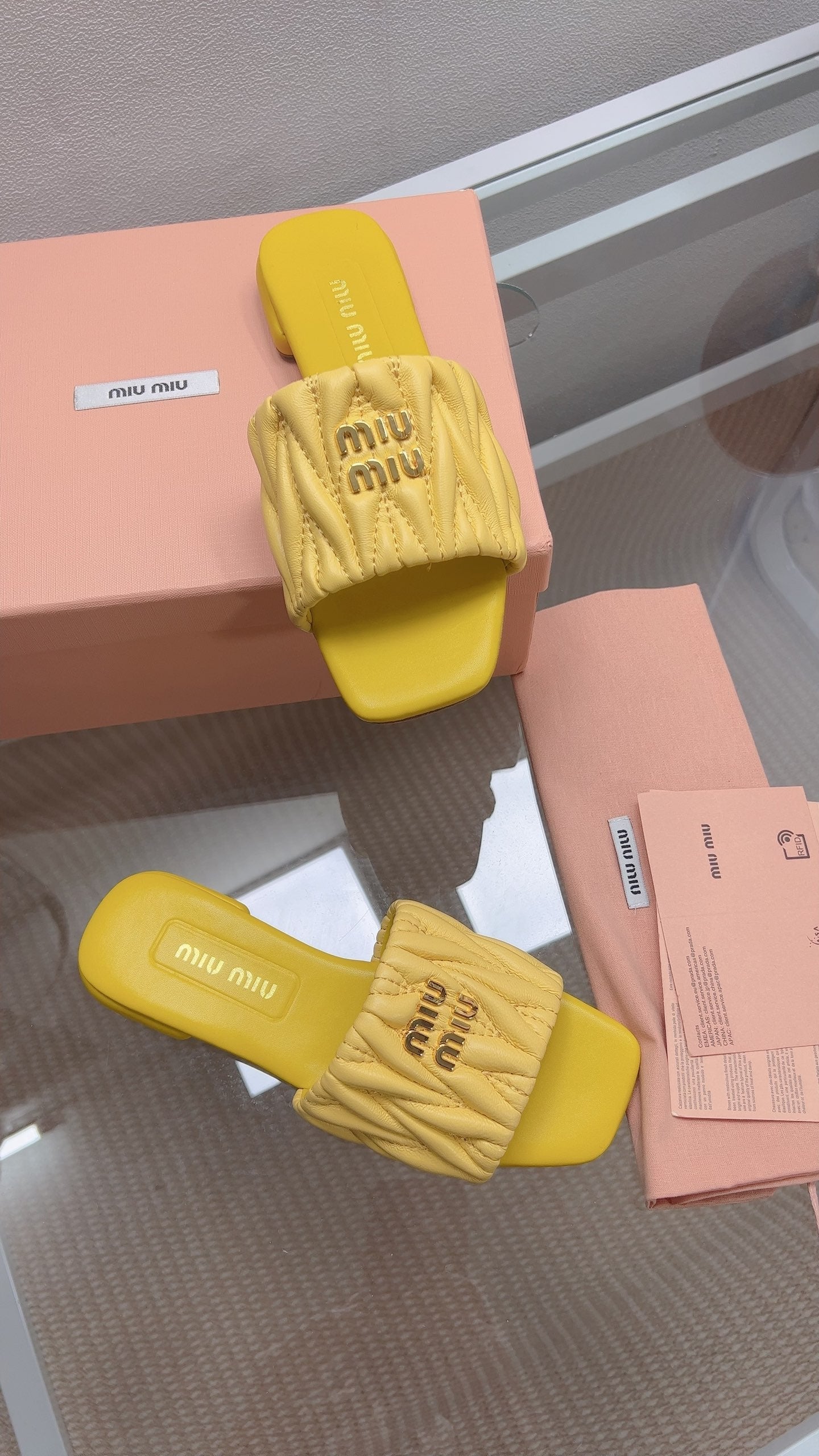 Miu Matelassé Slides Yellow Leather 739550