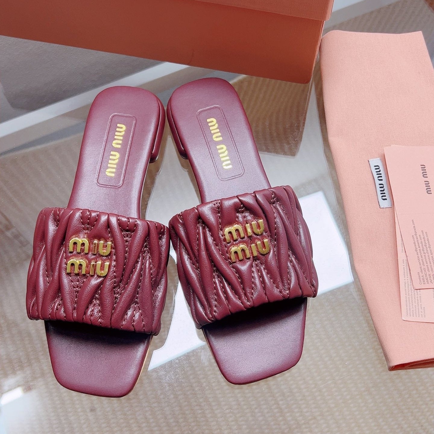 Miu Matelassé Slides Burgundy Leather 739552