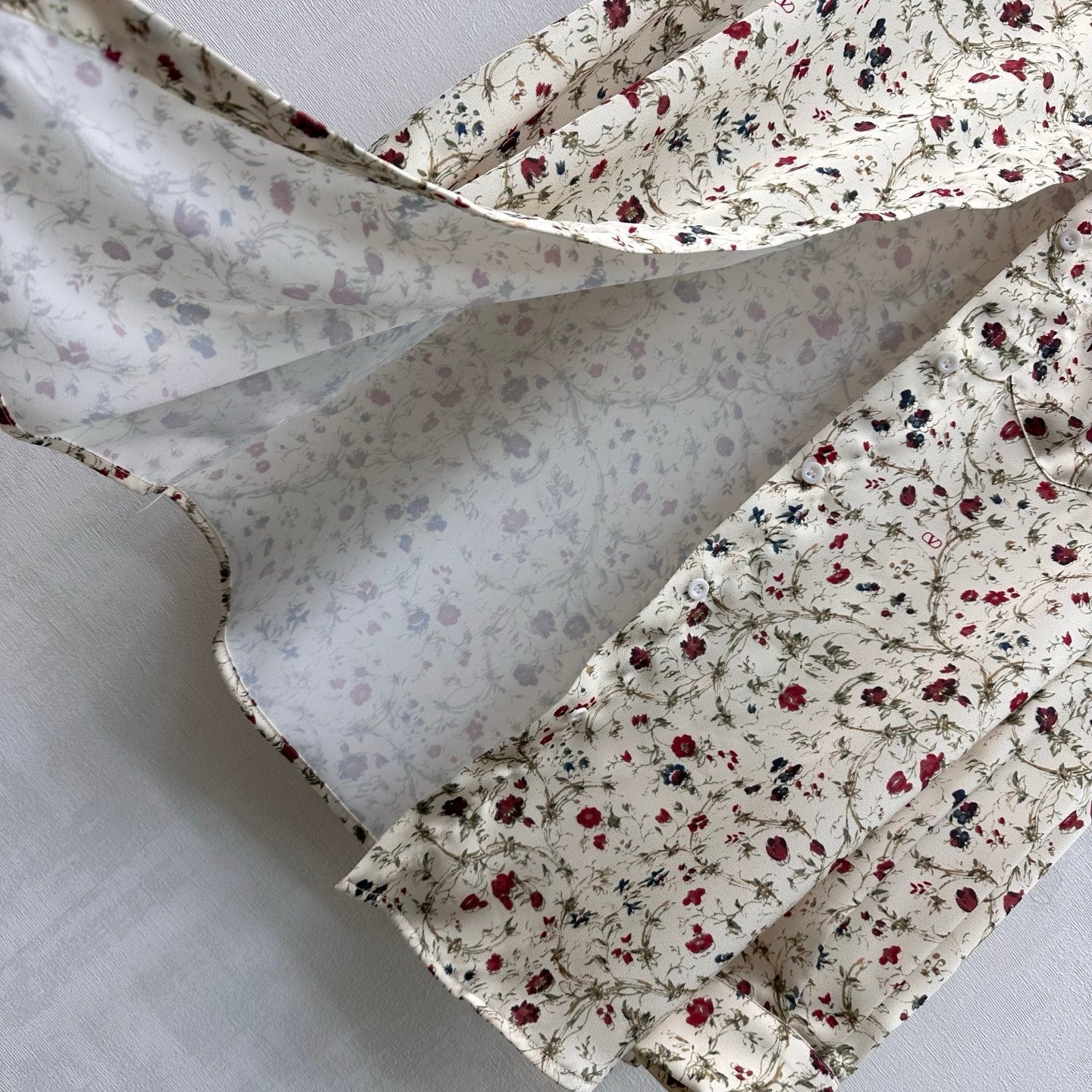 Valentino 26s Floral Print Shirt Ivory Silk 363990
