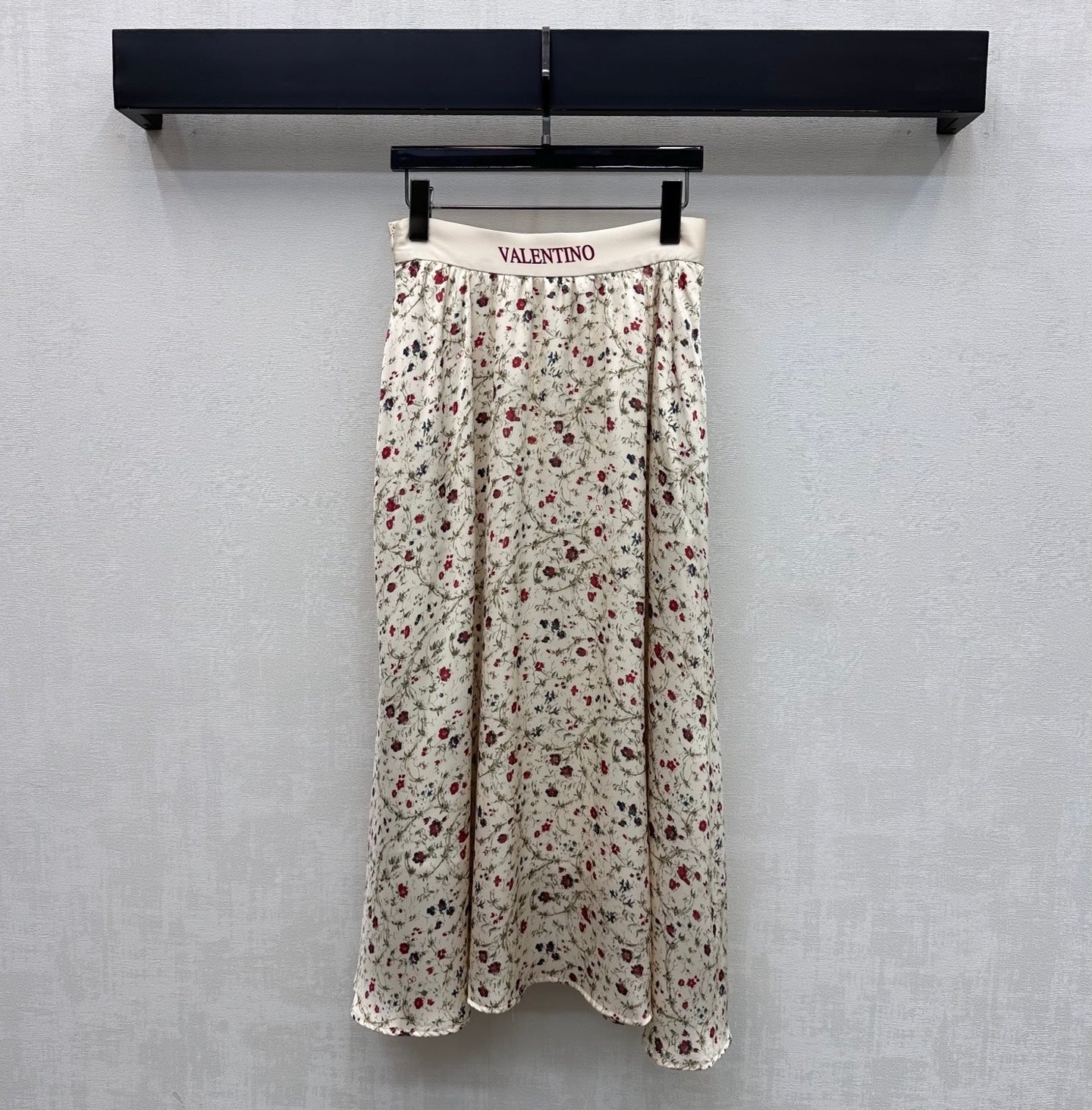Valentino 26s Floral Midi Skirt Ivory Silk 363989