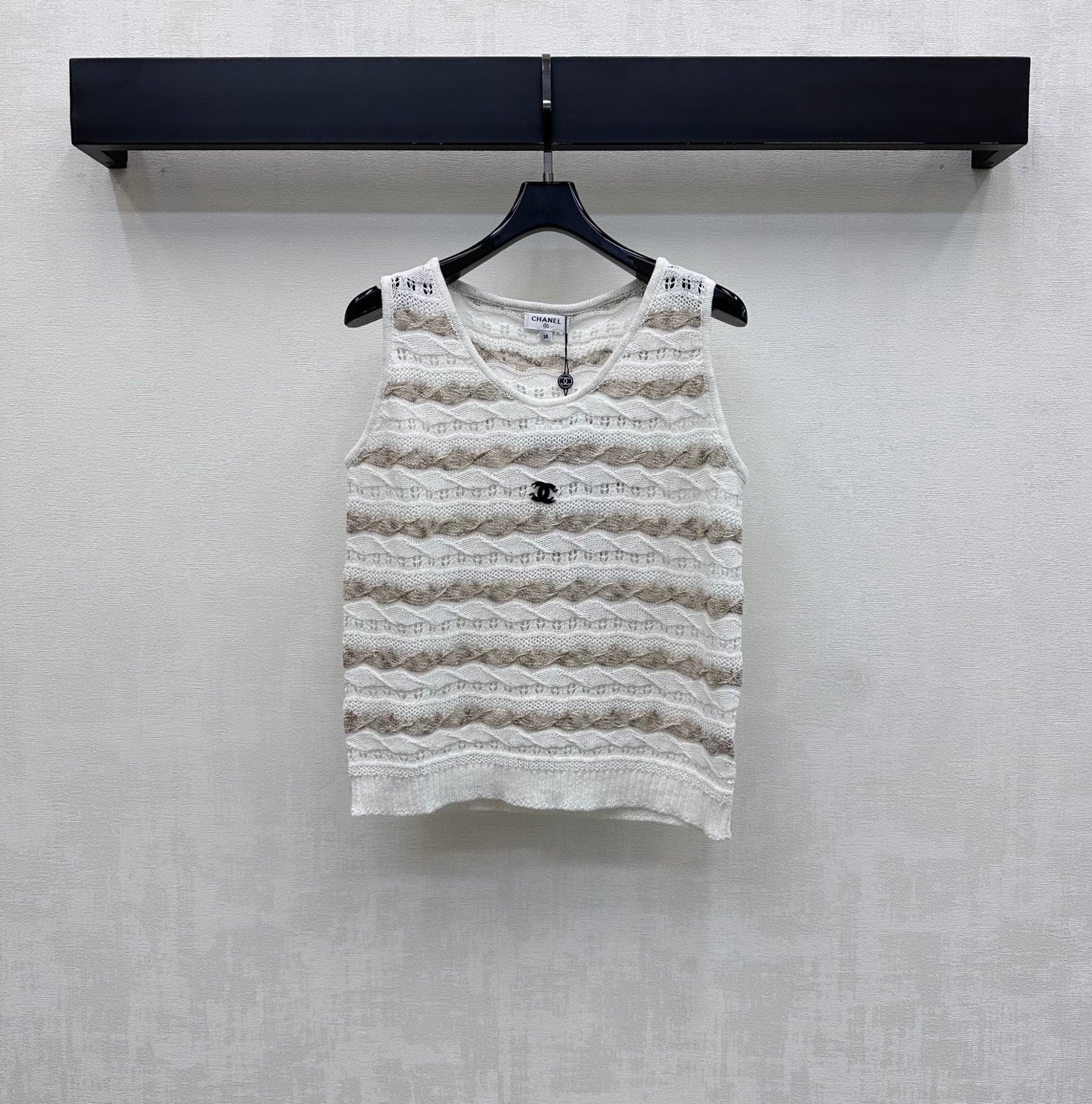 CC 26s Knitted Vest White Taupe Cotton 378379
