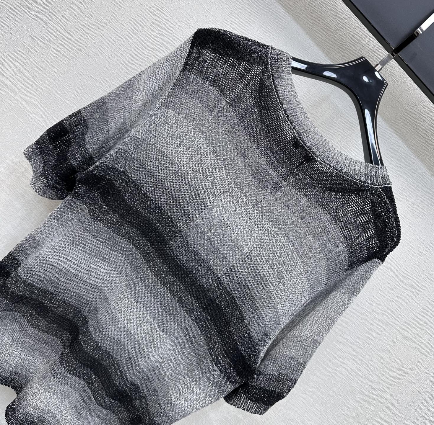 CC 26s Short-Sleeve Knit Top Black White Wool Polyester 378336