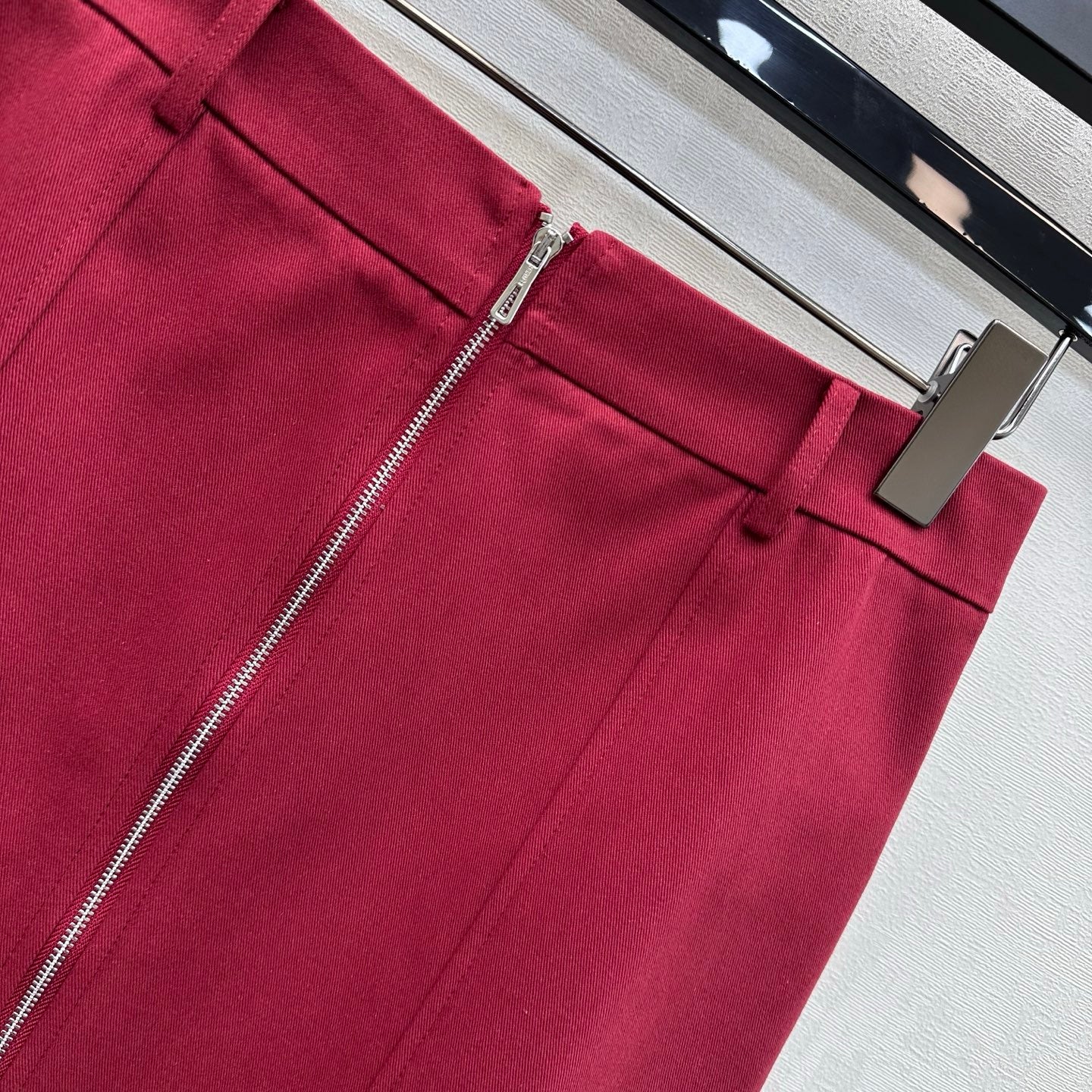 HM 26s Mid-length Skirt Red Cotton 378838