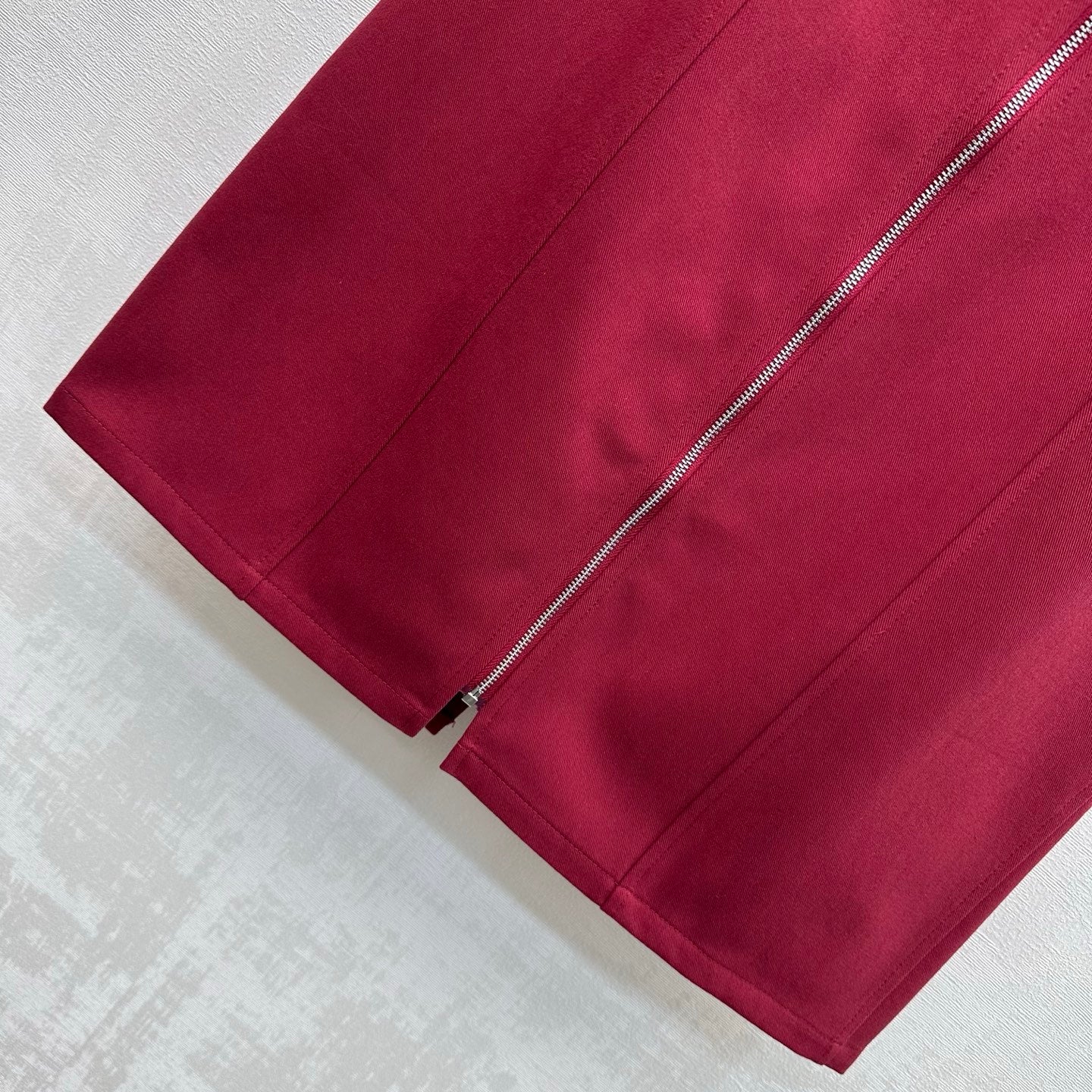 HM 26s Mid-length Skirt Red Cotton 378838