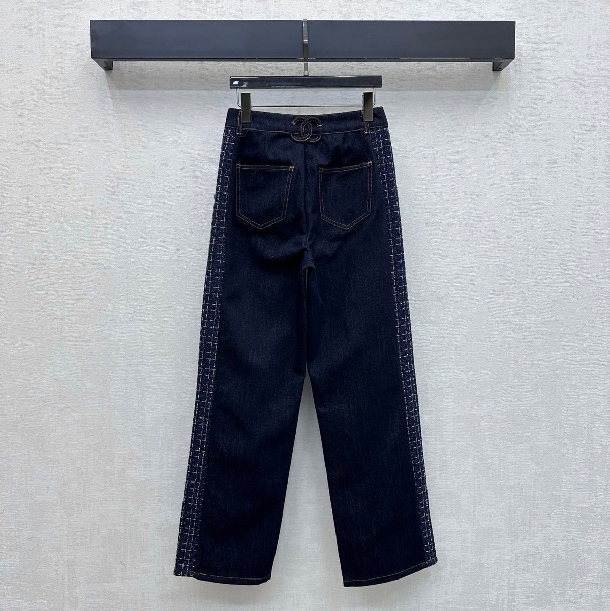 CC 26s Tweed Trim Wide Leg Jeans CC Logo Pockets Navy Blue Denim Cotton 427692