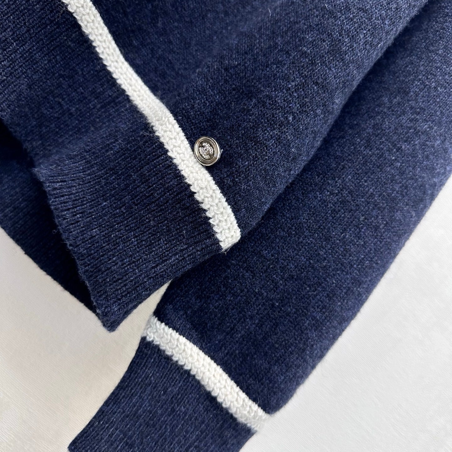 CC 26s Long-Sleeved Top Navy Blue Wool 421304