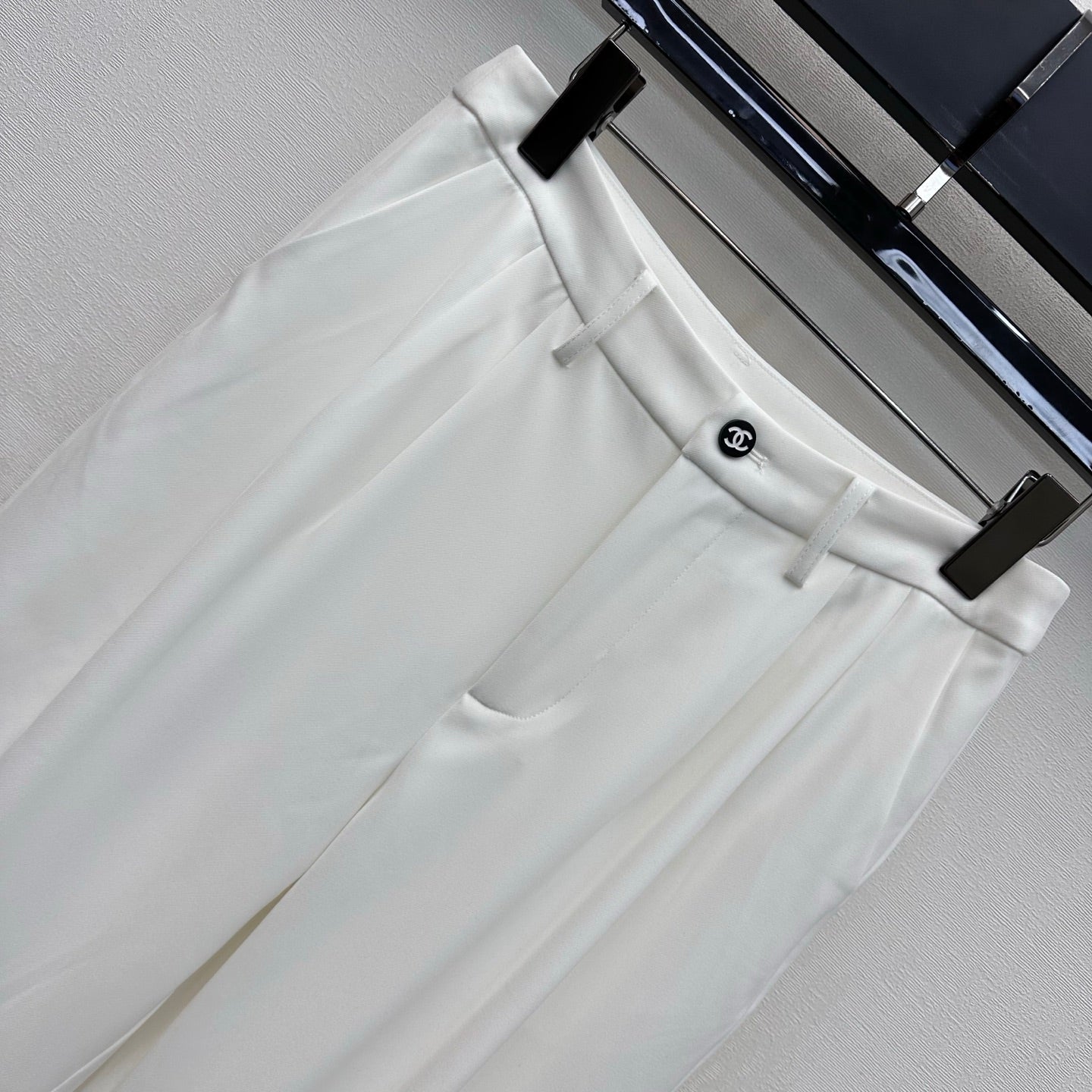 CC 26s Embroidered Vest And Trouser Suit White Polyester 422611