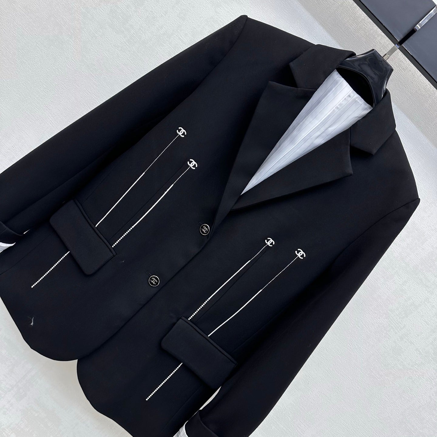 CC 26s Embroidered And Beaded Suit Jacket Black Polyester 422607