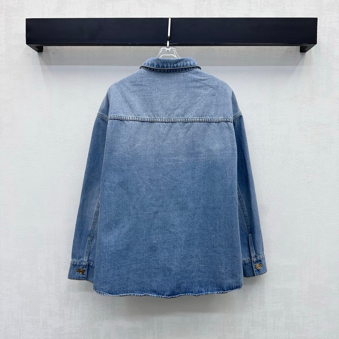 CC 26s Letter Button Jacket Light Blue Denim 422637