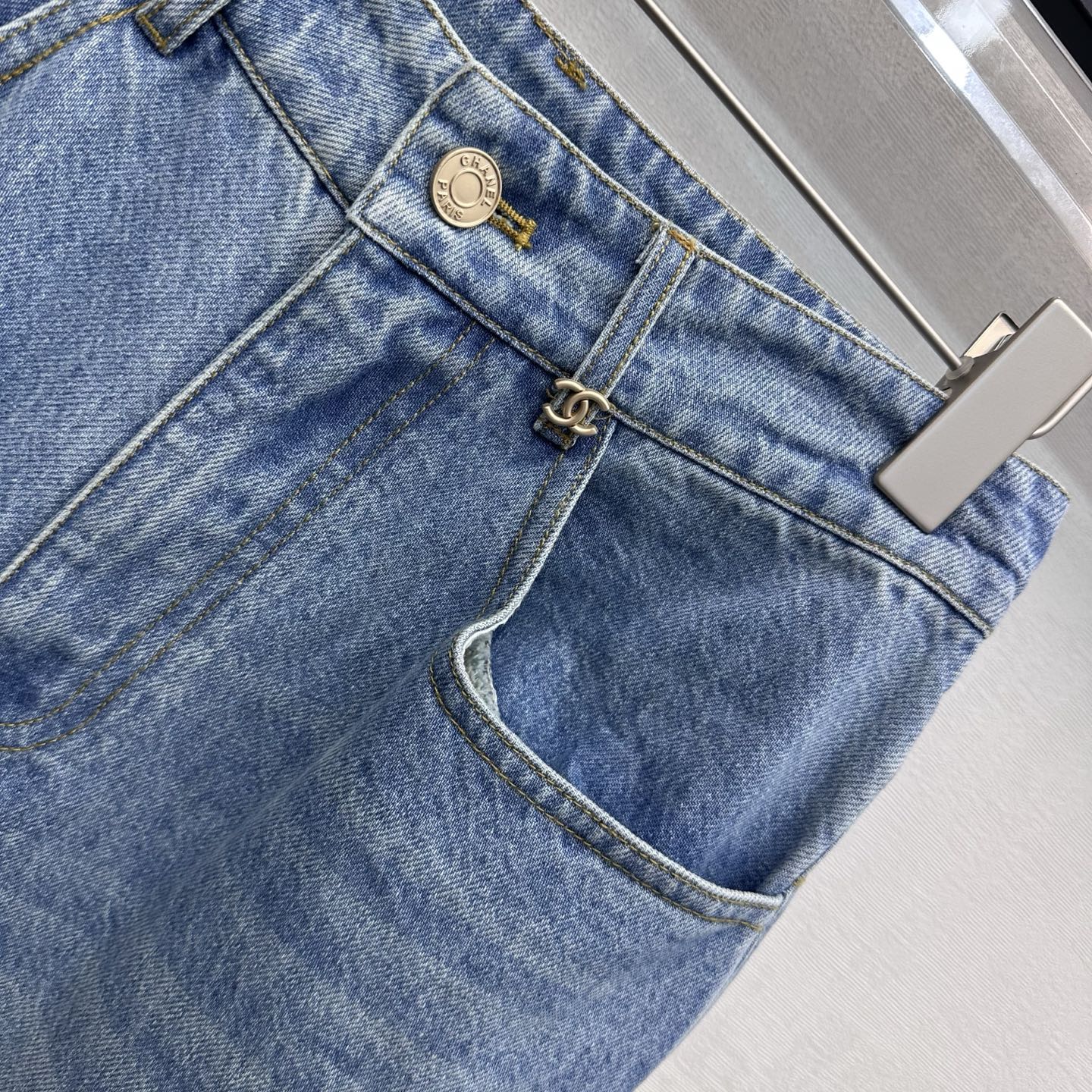 CC 26s Label Wide-Leg Jeans Light Blue Denim 422639