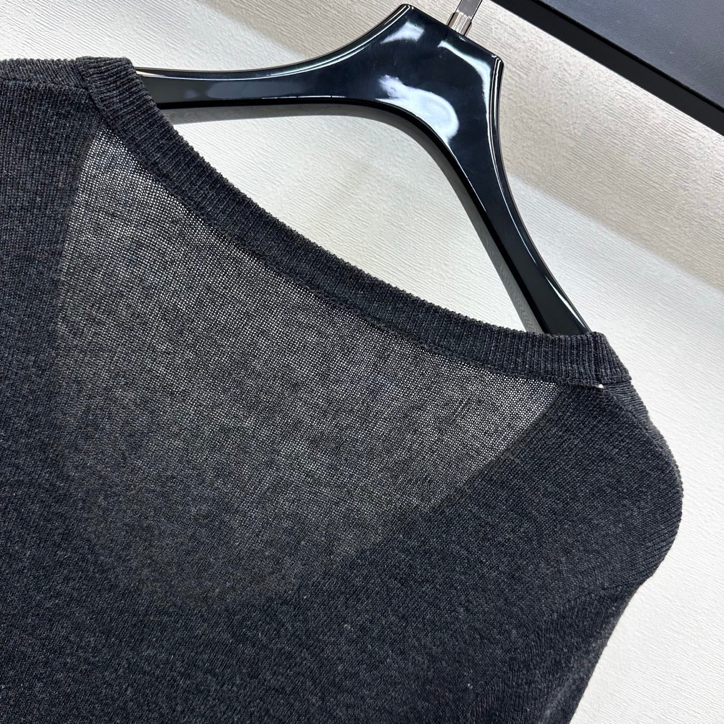 CD 26s U-Neck Metal Logo Knit Base Layer Top Dark Grey Wool Polyester 422535
